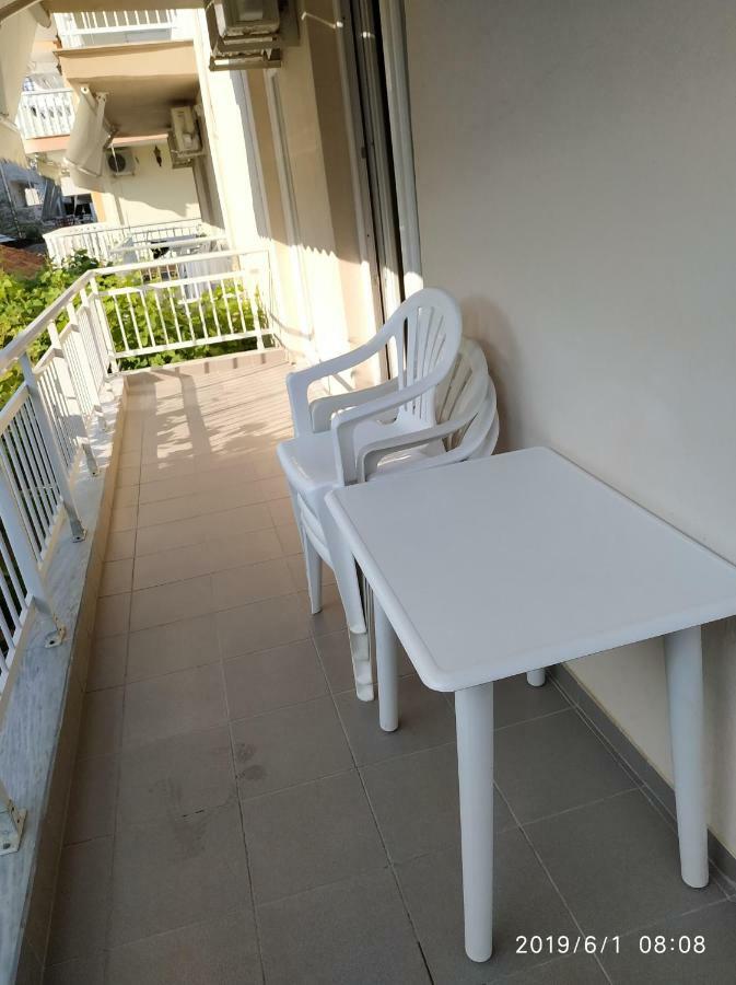 Lazaros Apartments Olympiakí Aktí Dış mekan fotoğraf